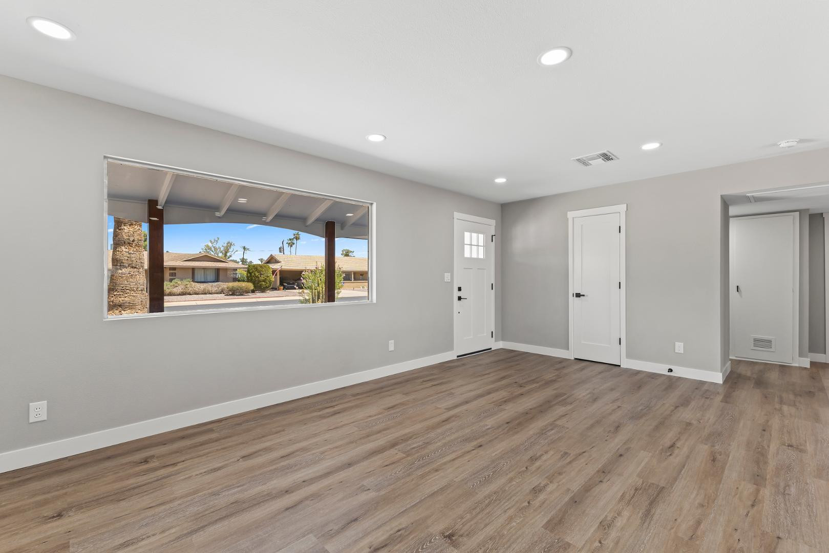 10423 W Monterosa Drive