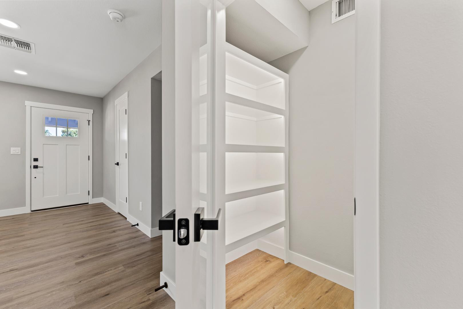 10423 W Monterosa Drive