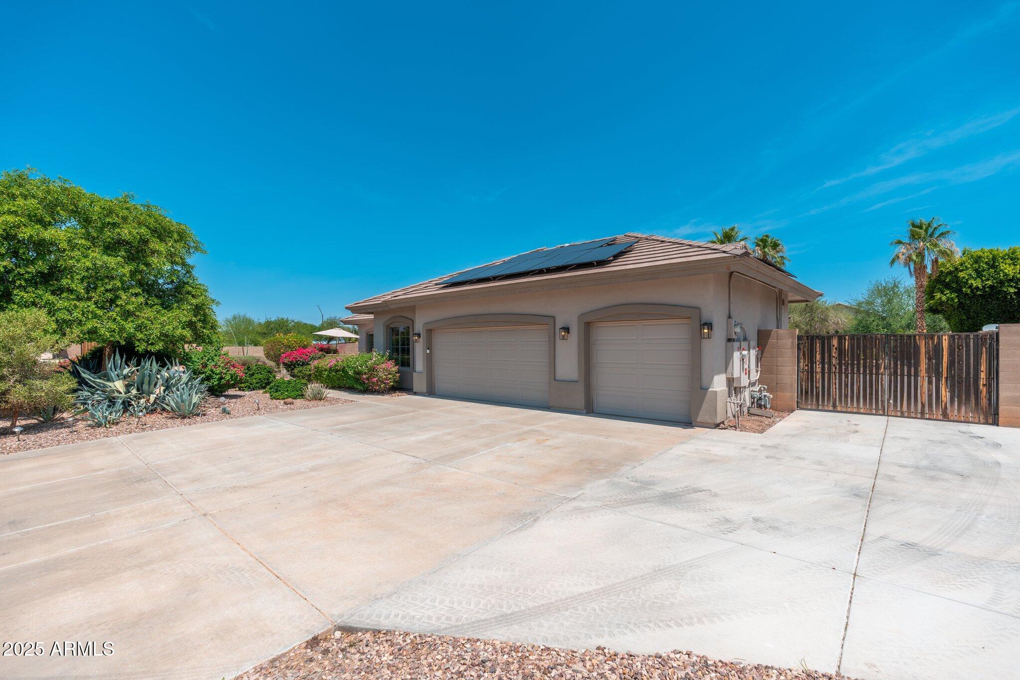 13034 W KRALL Court