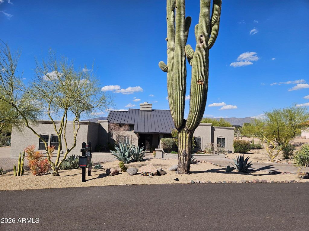 Photo of 8928 E Venus Drive, Carefree, AZ 85377 (MLS # 6993958)