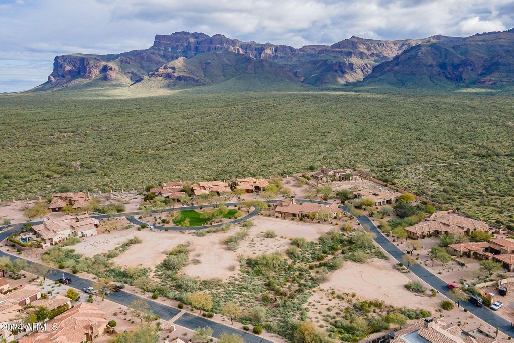 Photo of 2612 S Sunset Village Drive #34, Gold Canyon, AZ 85118 (MLS # 6795345)