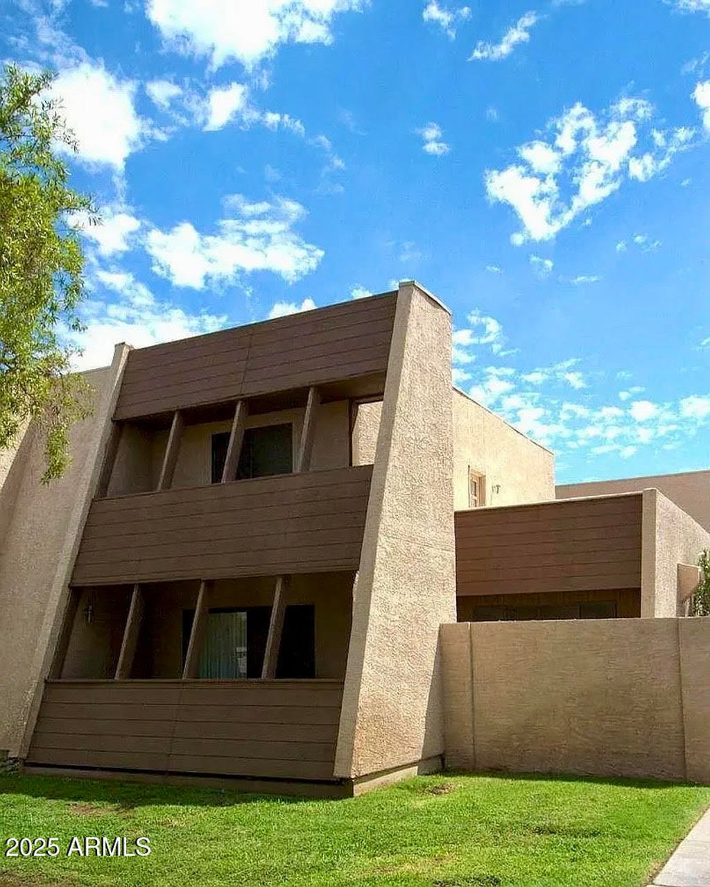 Photo of 635 W 13th Street, Tempe, AZ 85281 (MLS # 6928824)