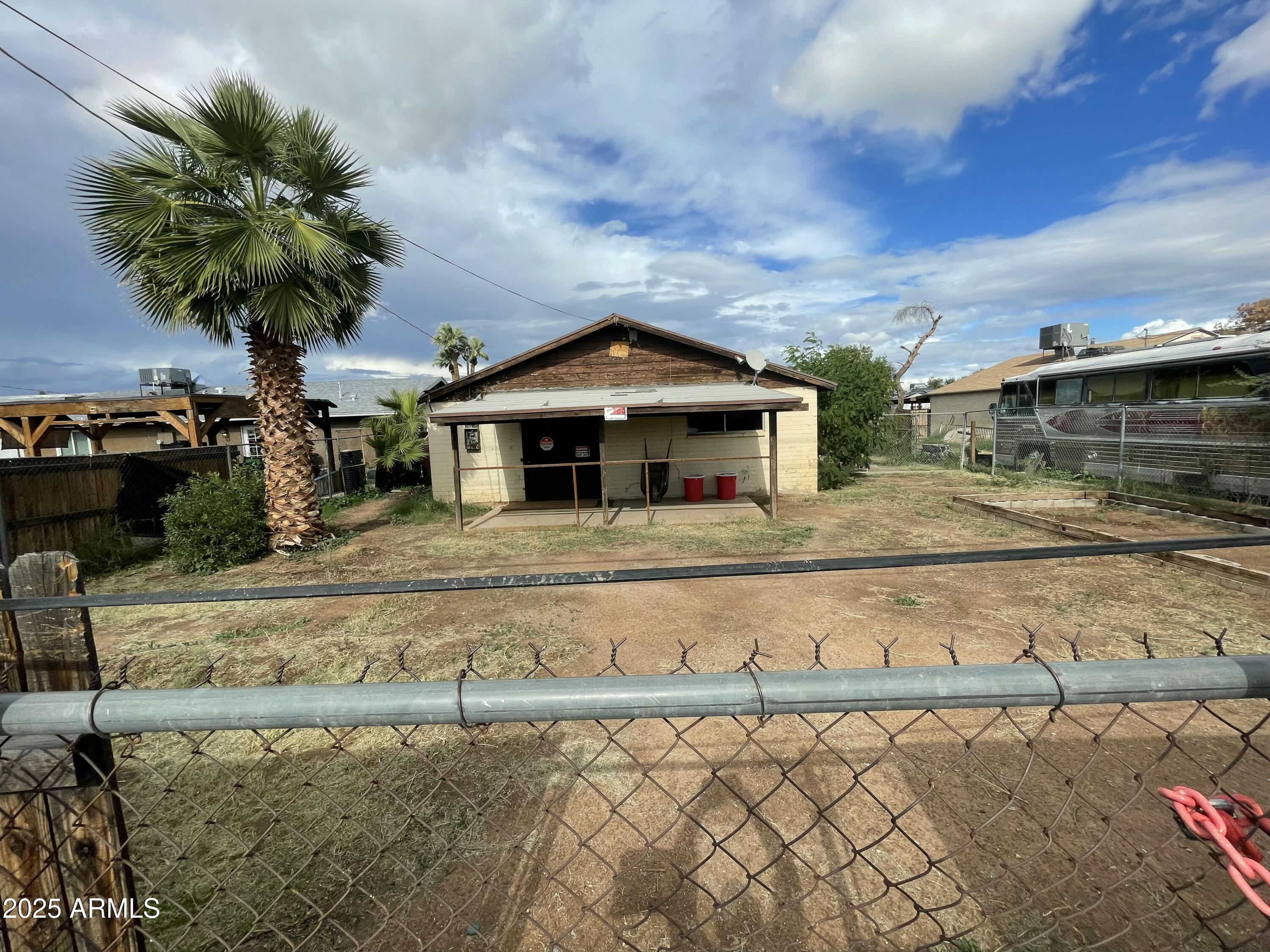 2509 W WASHINGTON Street