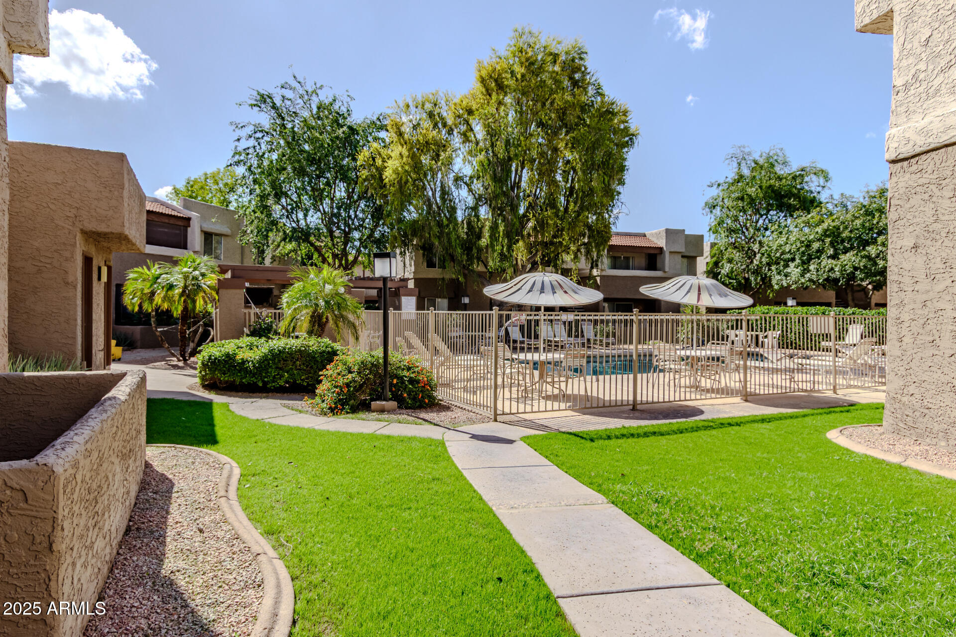 4554 E PARADISE VILLAGE Parkway N 249