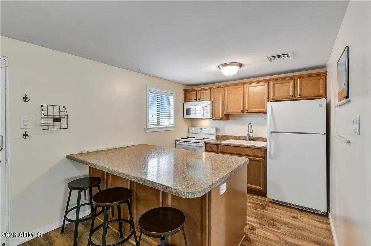 6125 E Indian School Road Apt 192