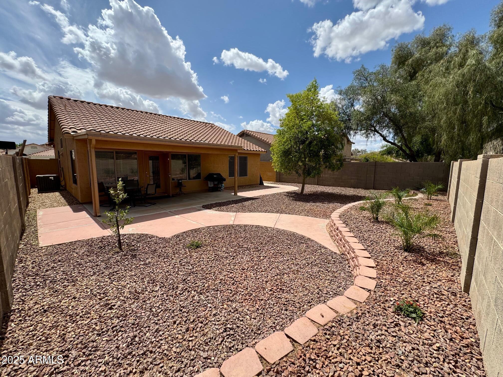 1314 W KINGBIRD Drive