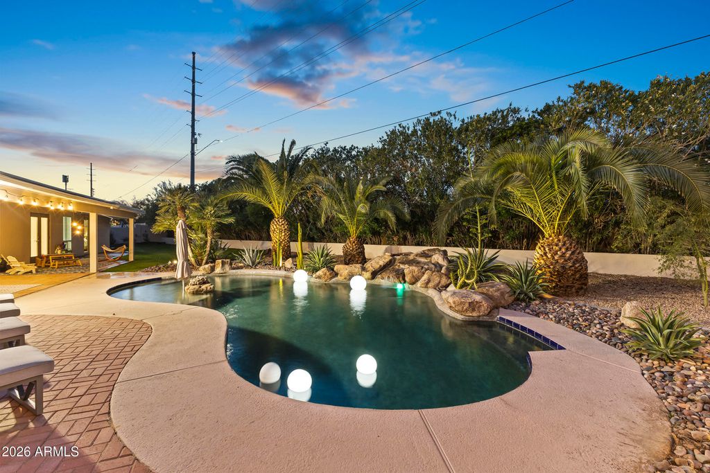 Photo of 7540 E Cannon Drive, Scottsdale, AZ 85258 (MLS # 6972355)