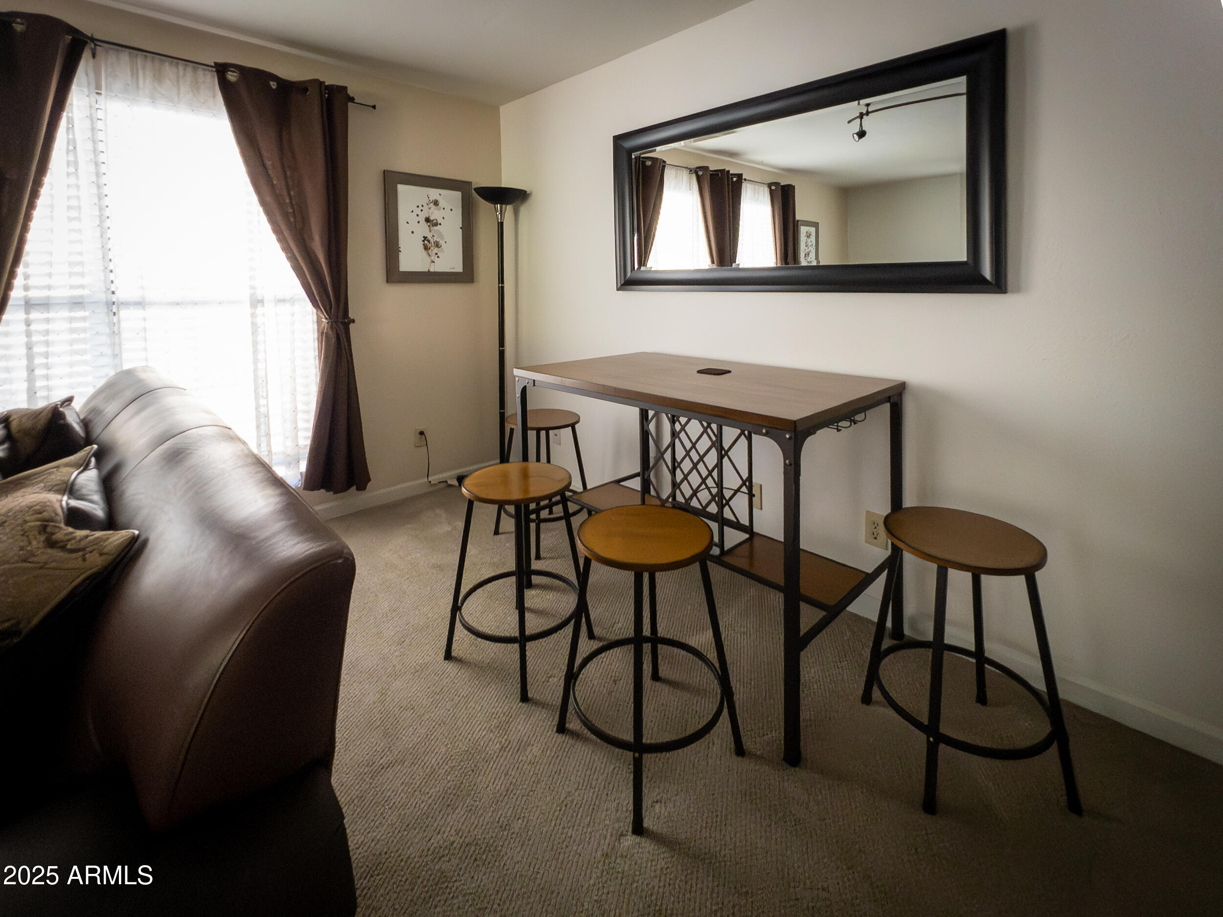 Phoenix, Arizona 85016, United States, 2 Bedrooms Bedrooms, ,2 BathroomsBathrooms,Residential,Active,140001