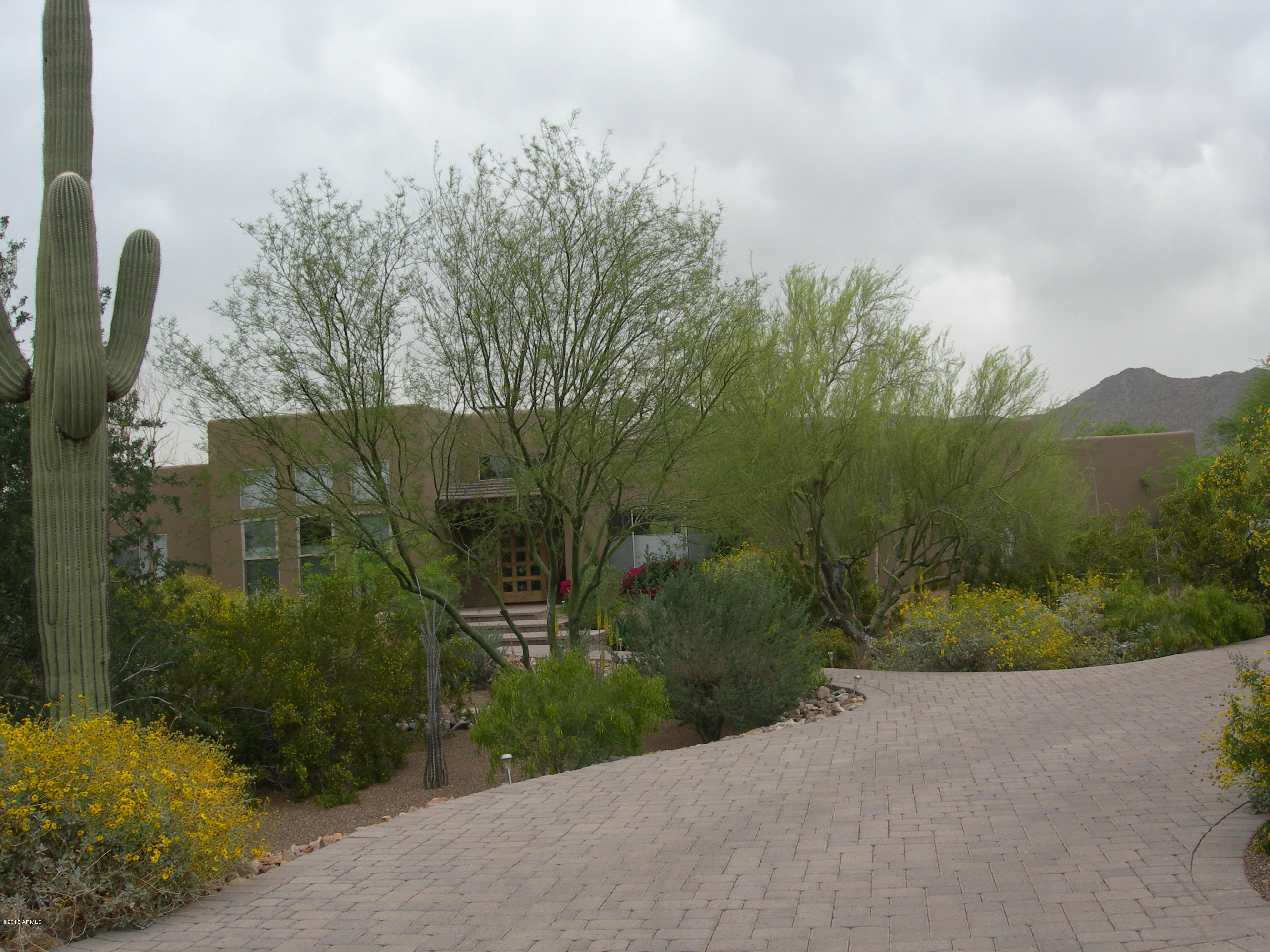 Photo 1 of 24 — 13030 E GOLD DUST Avenue, Scottsdale, AZ 85259