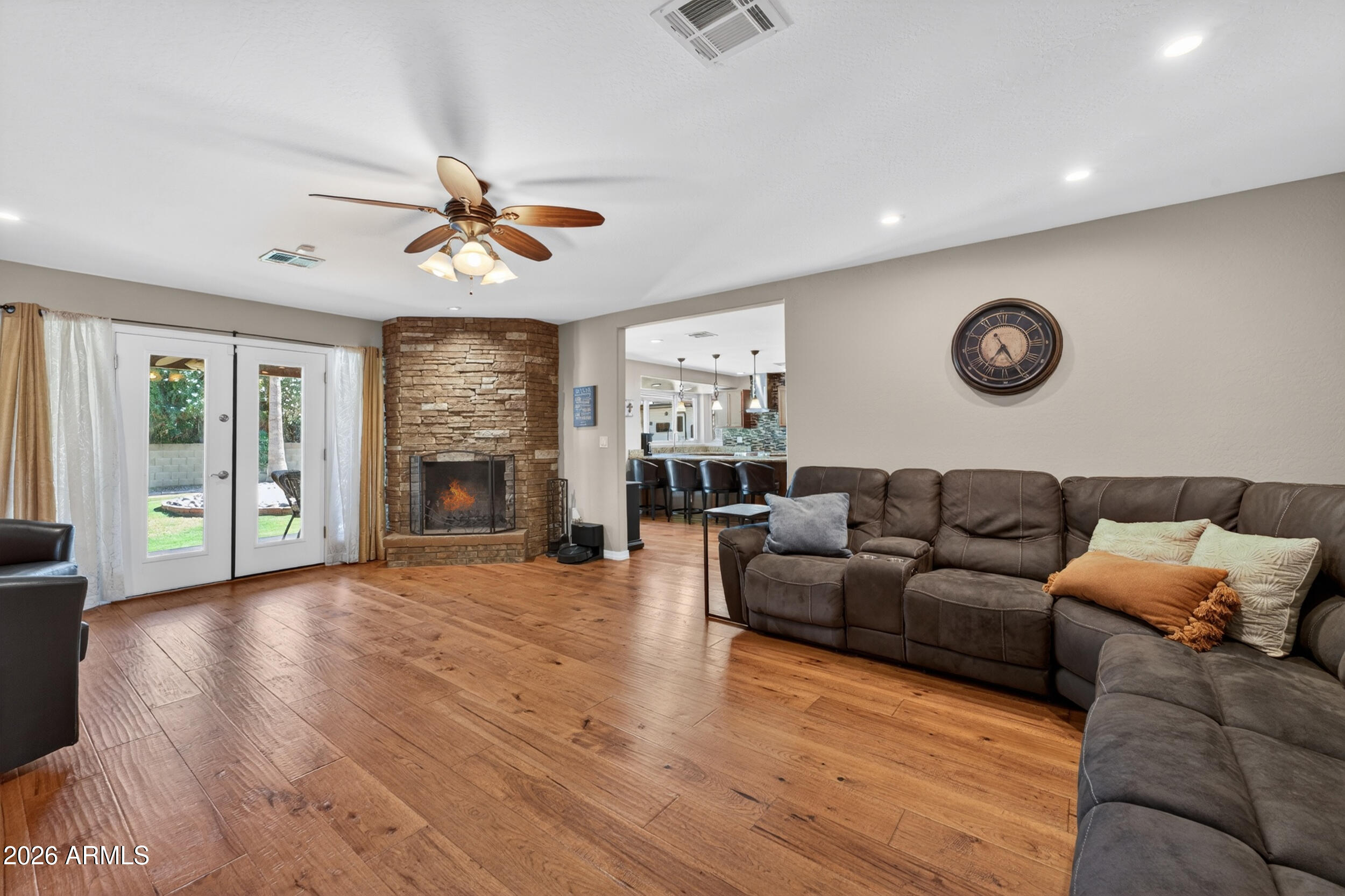 5539 E Corrine Drive