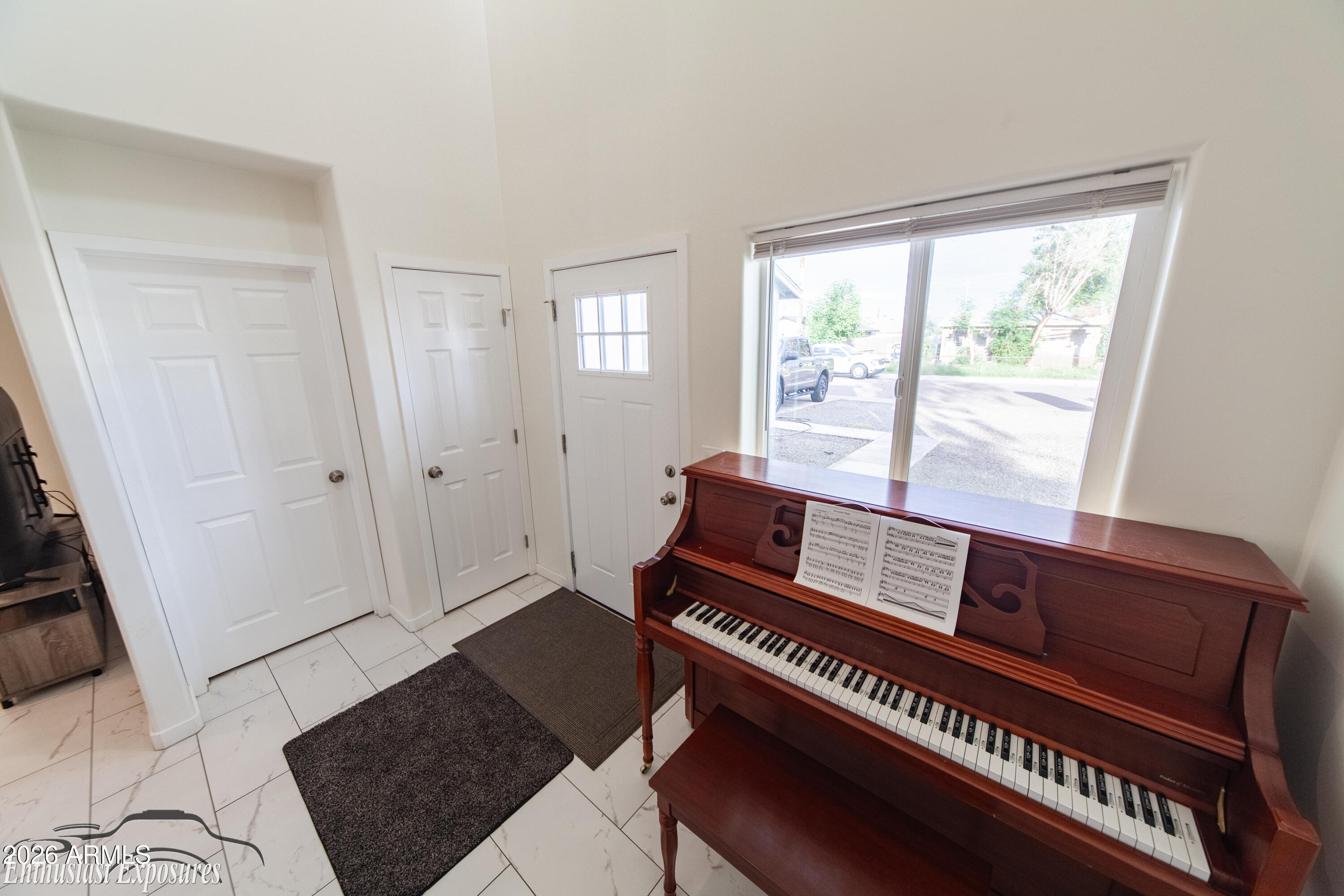 8042 S Calle Moctezuma --
