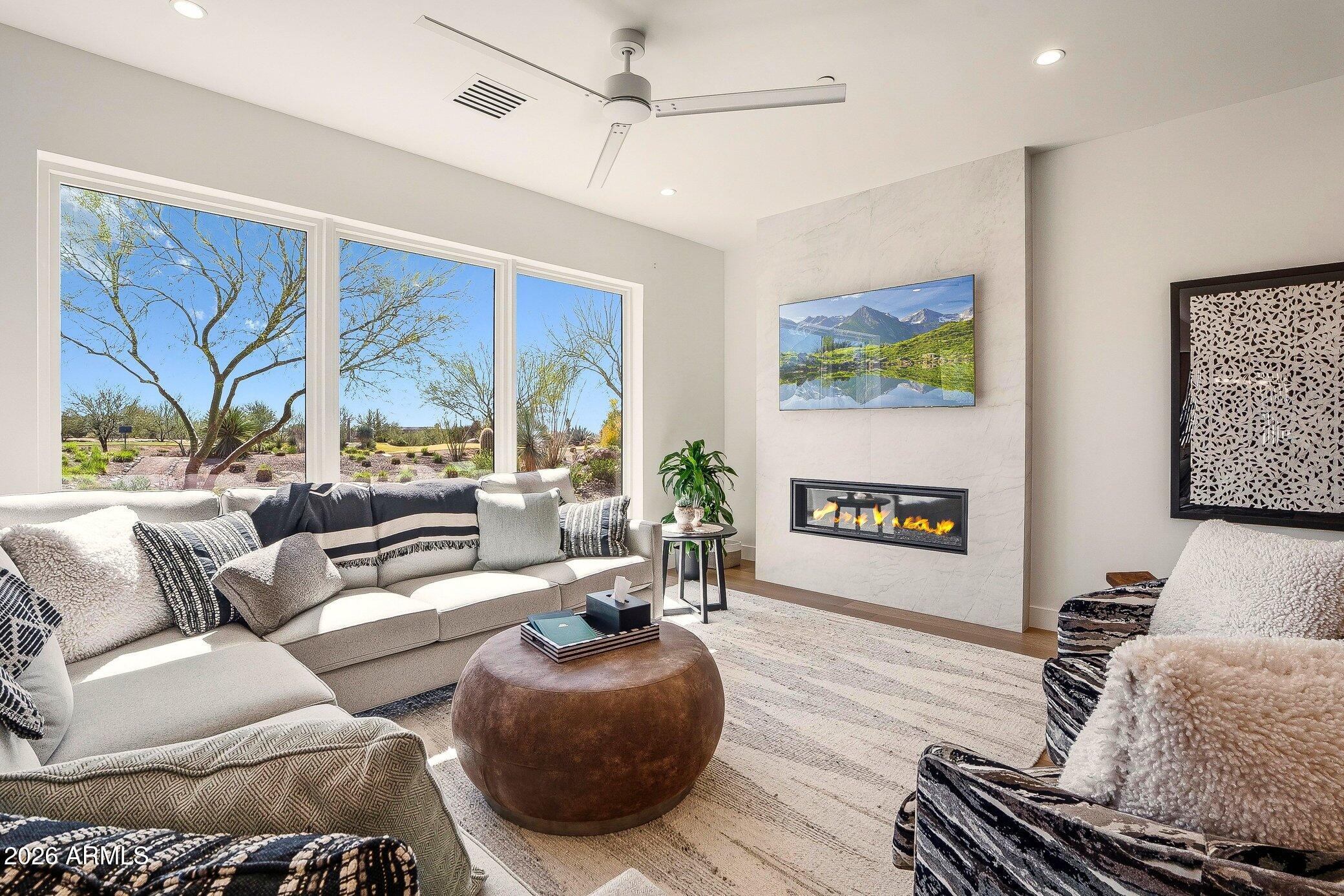 37200 N Cave Creek Road 1116