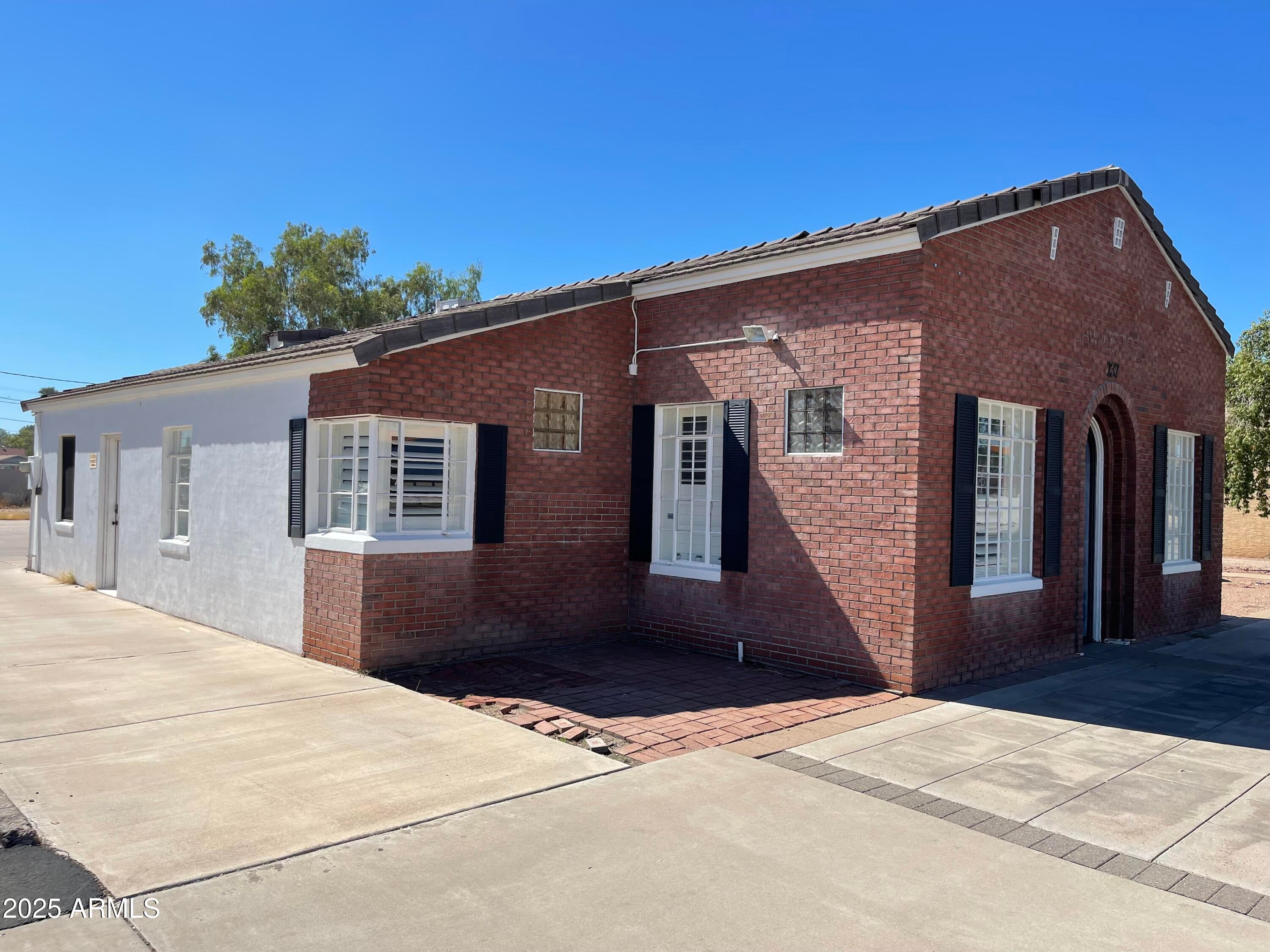237 W MAIN Street