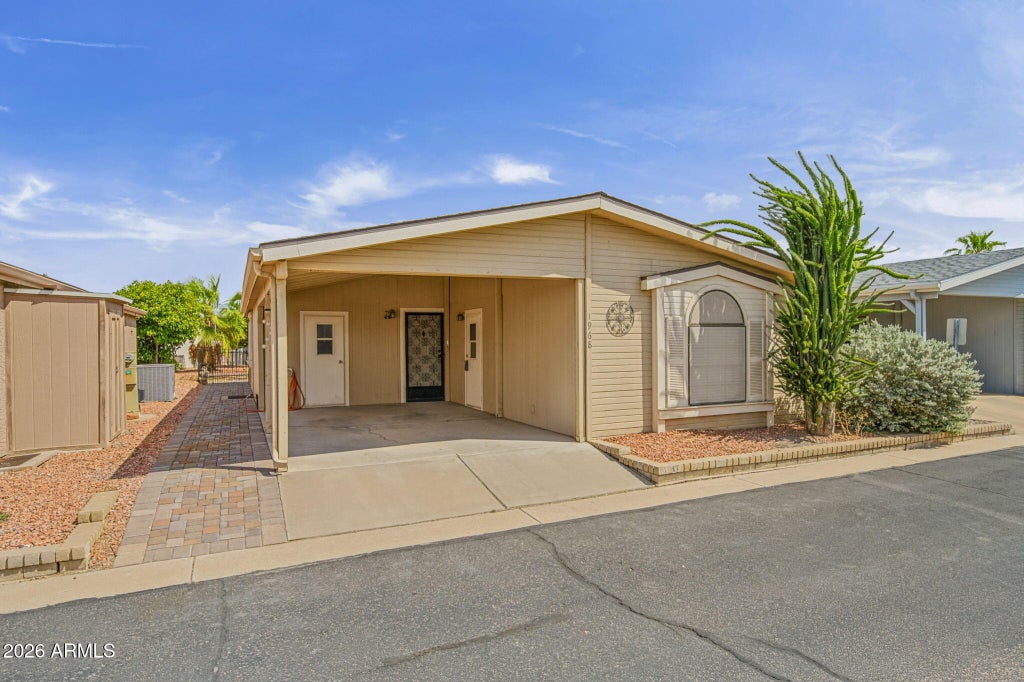 Photo of 1968 E Torrey Pines Lane, Chandler, AZ 85249 (MLS # 7081325)