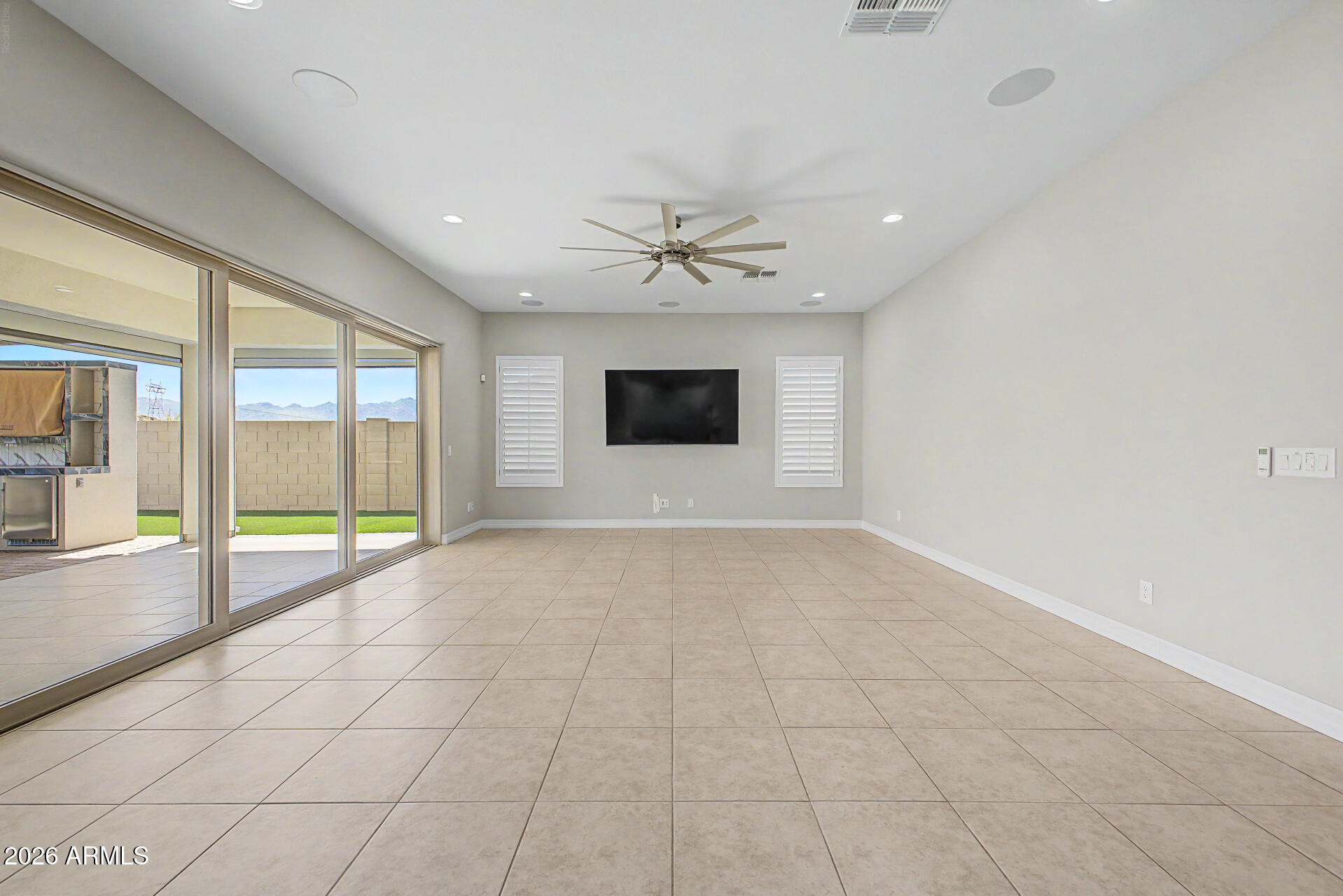 3473 W MOUNTAIN VISTA Drive