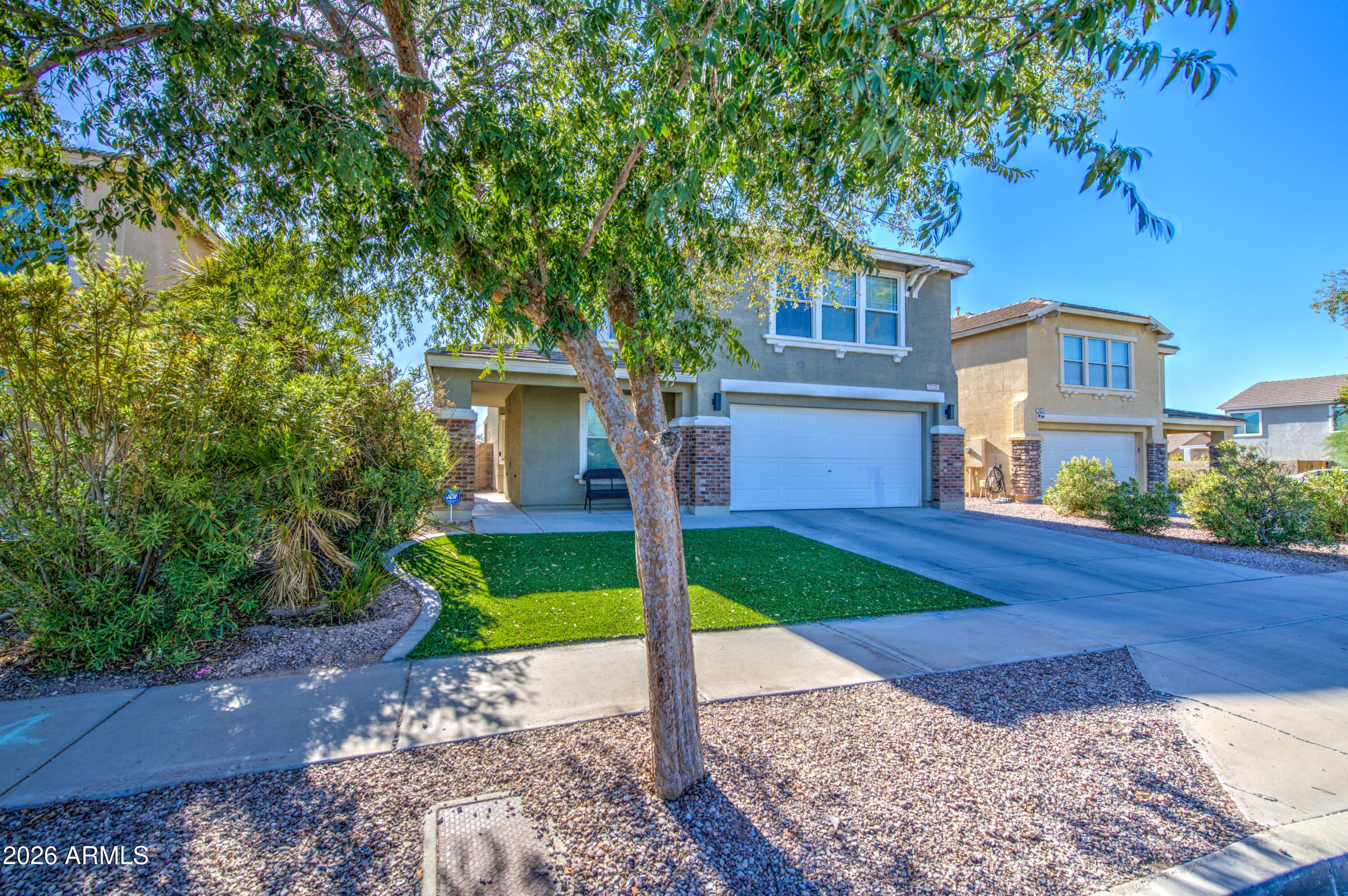 7228 S 42ND Drive