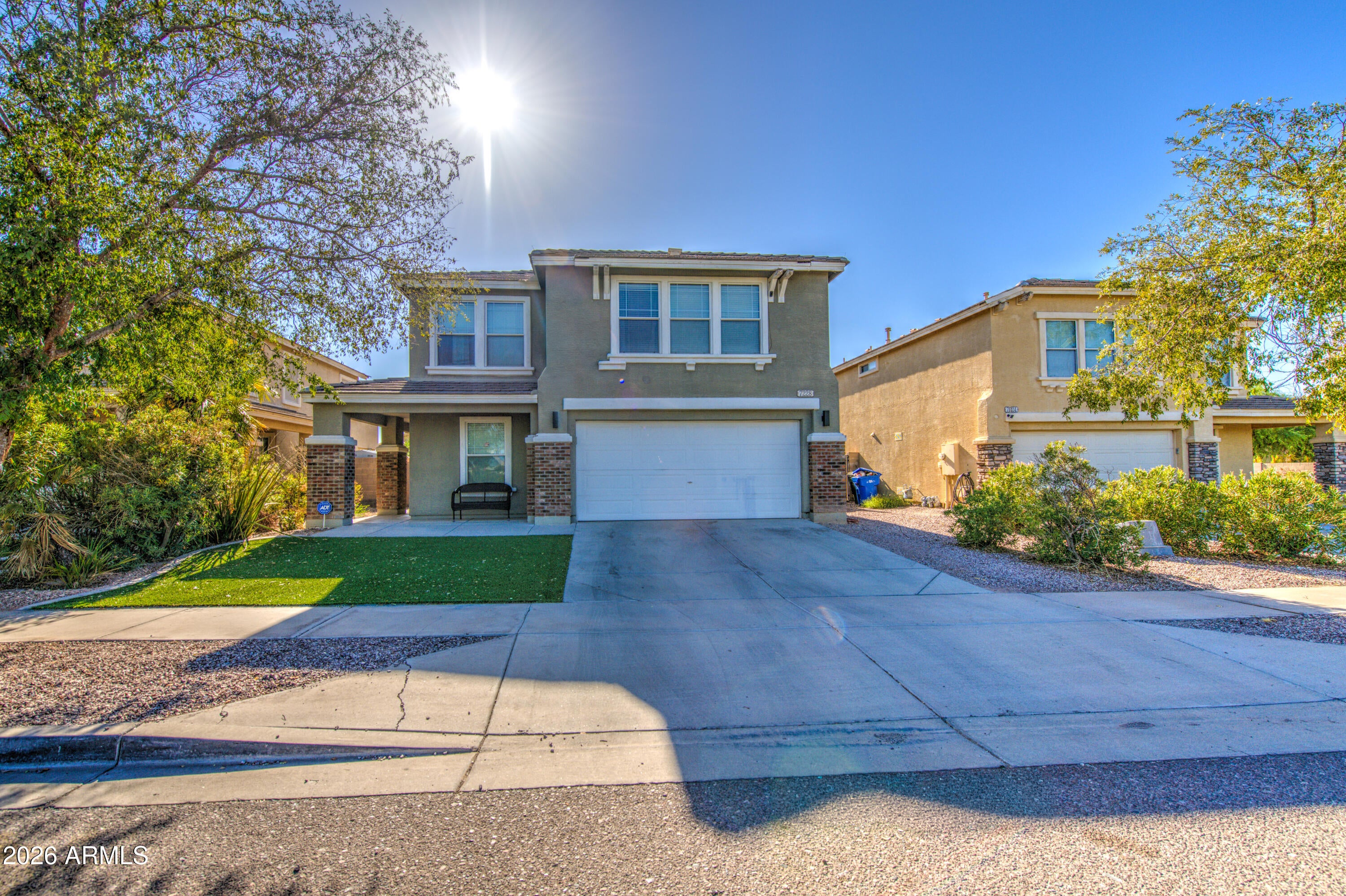7228 S 42ND Drive
