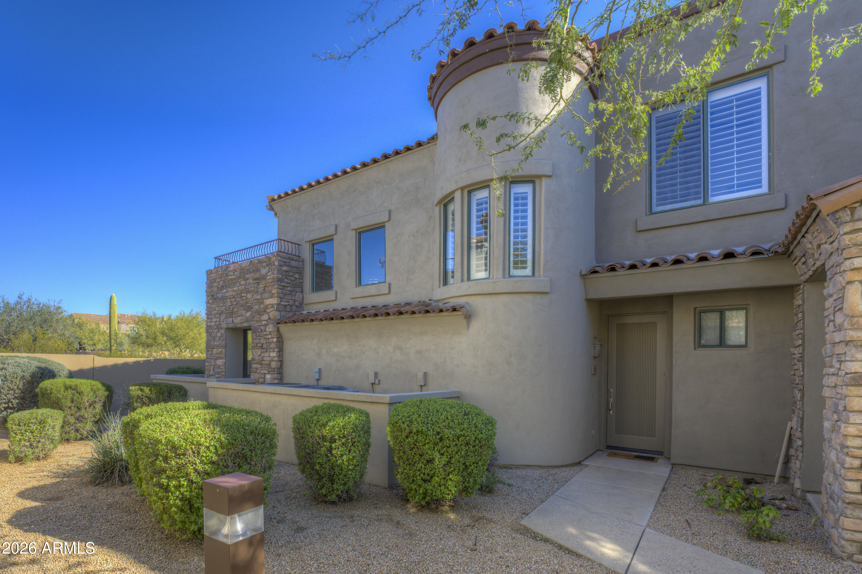 19550 N GRAYHAWK Drive 1017