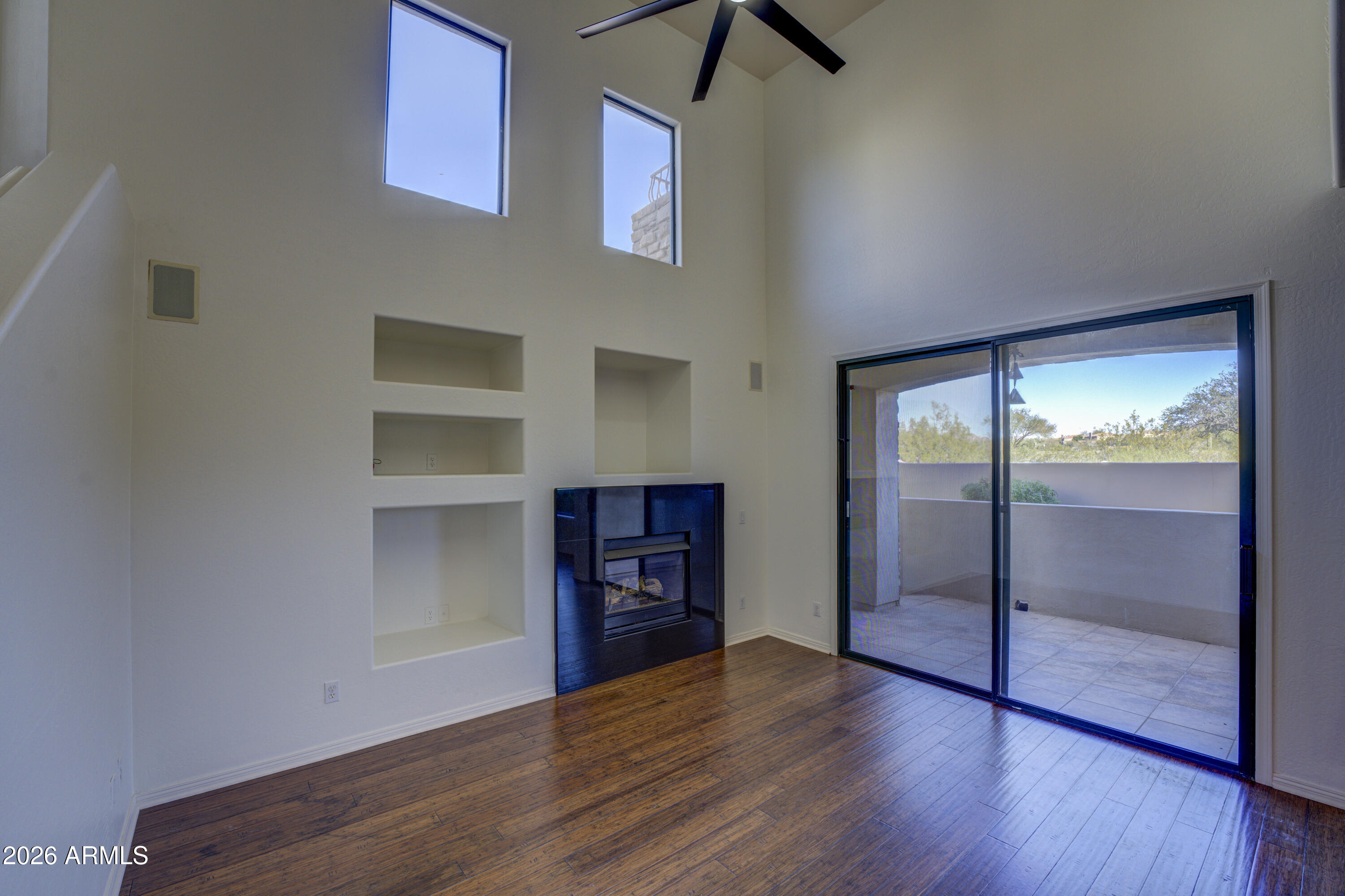 19550 N GRAYHAWK Drive 1017