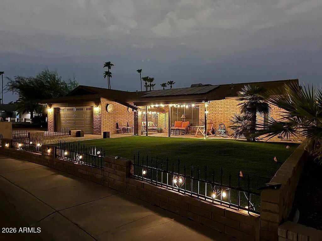 4648 W frier Drive