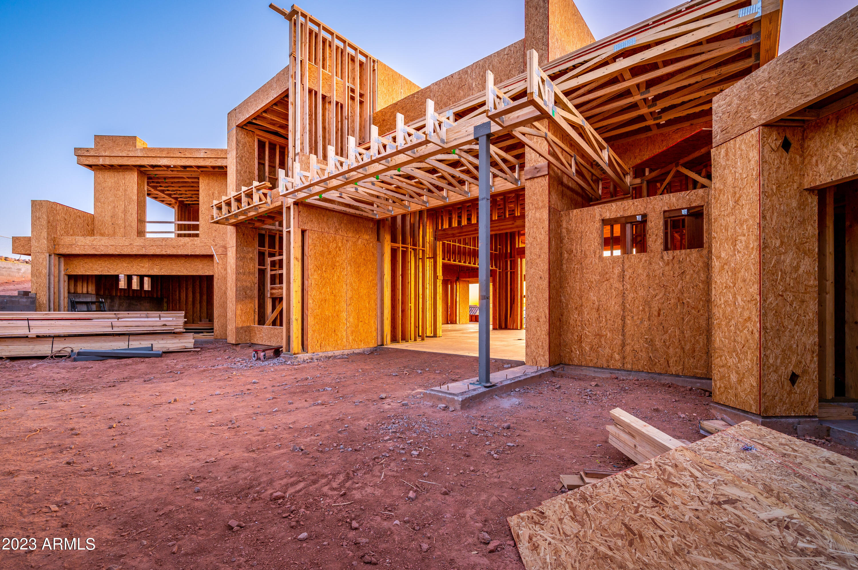 Photo 5 of 13 of 9912 N CANYON VIEW Lane house