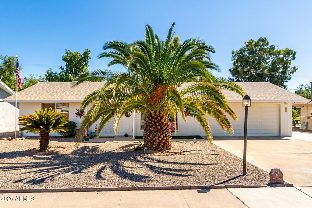 Photo of 10839 W Oakmont Drive, Sun City, AZ 85351 (MLS # 6919915)