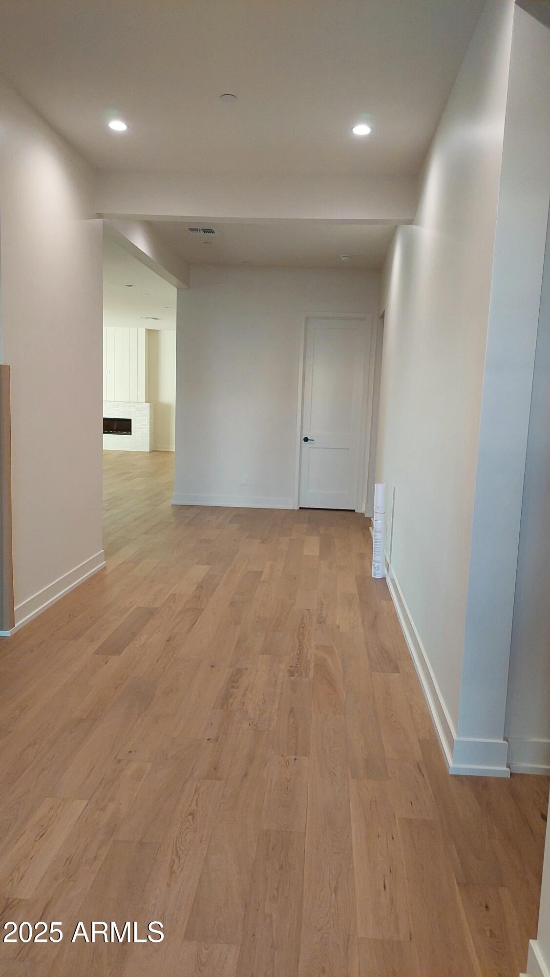 5709 E LONE MOUNTAIN Road