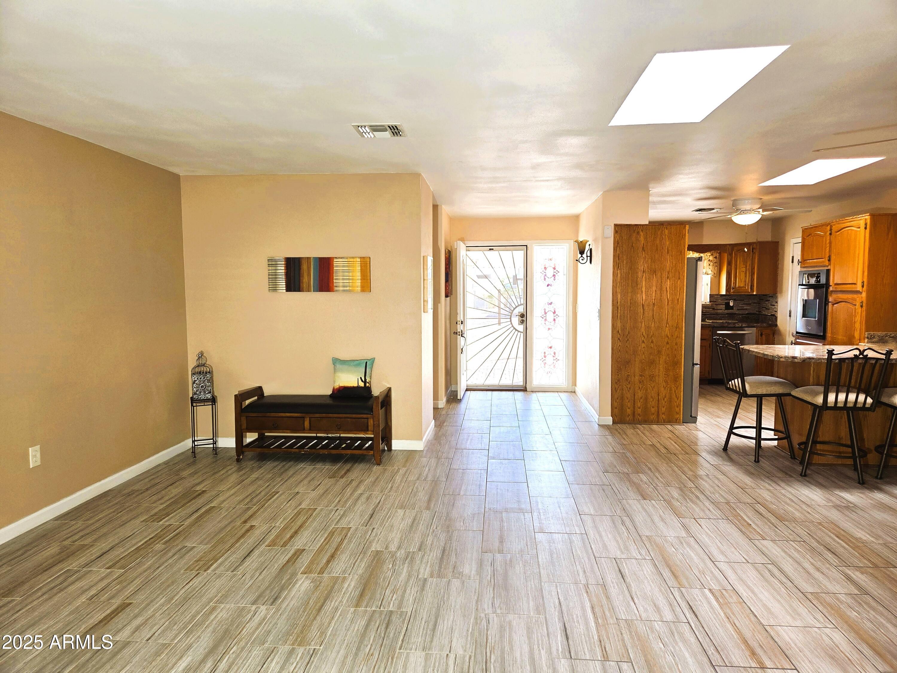 10010 W DEANNE Drive