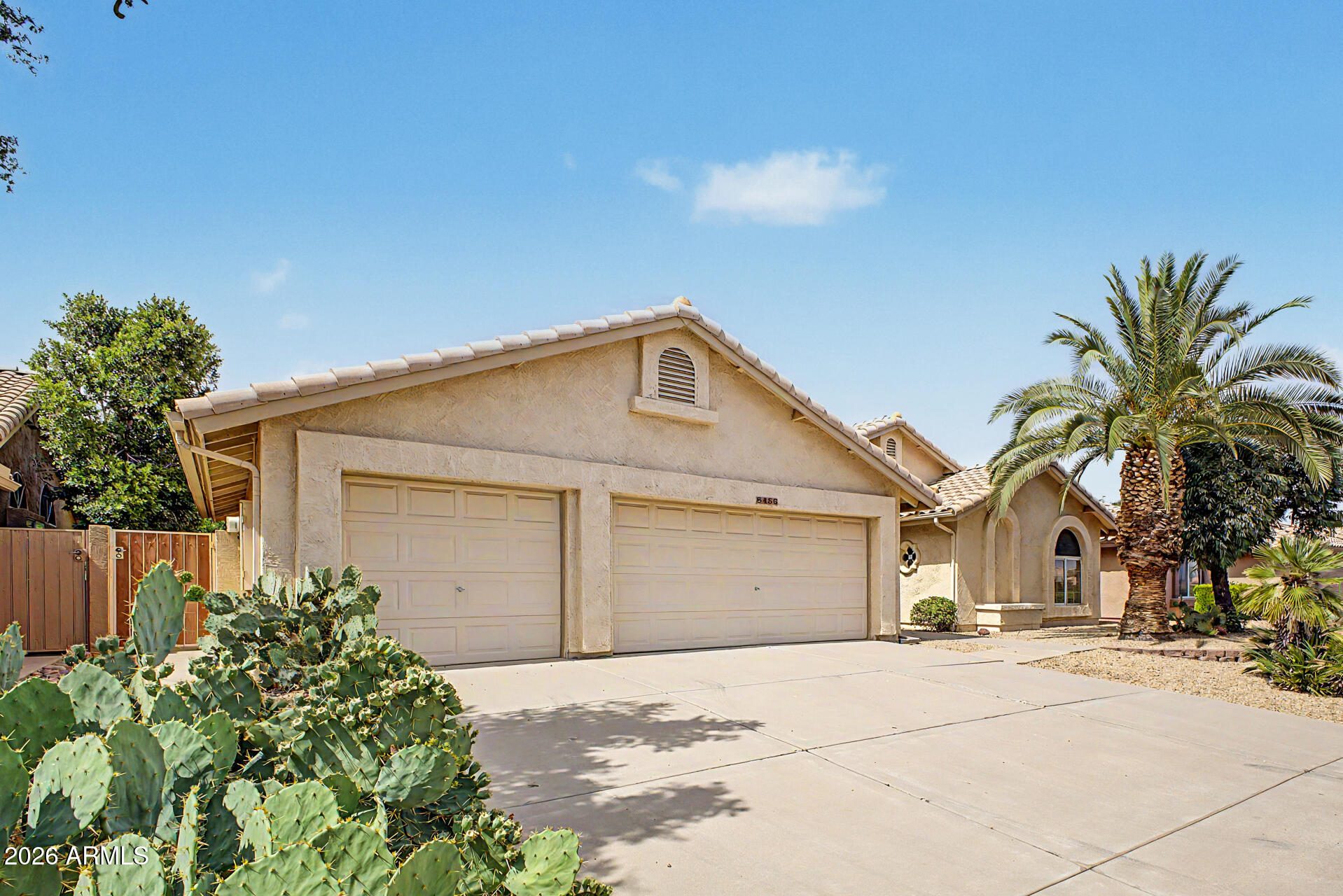 8456 W ROCKWOOD Drive