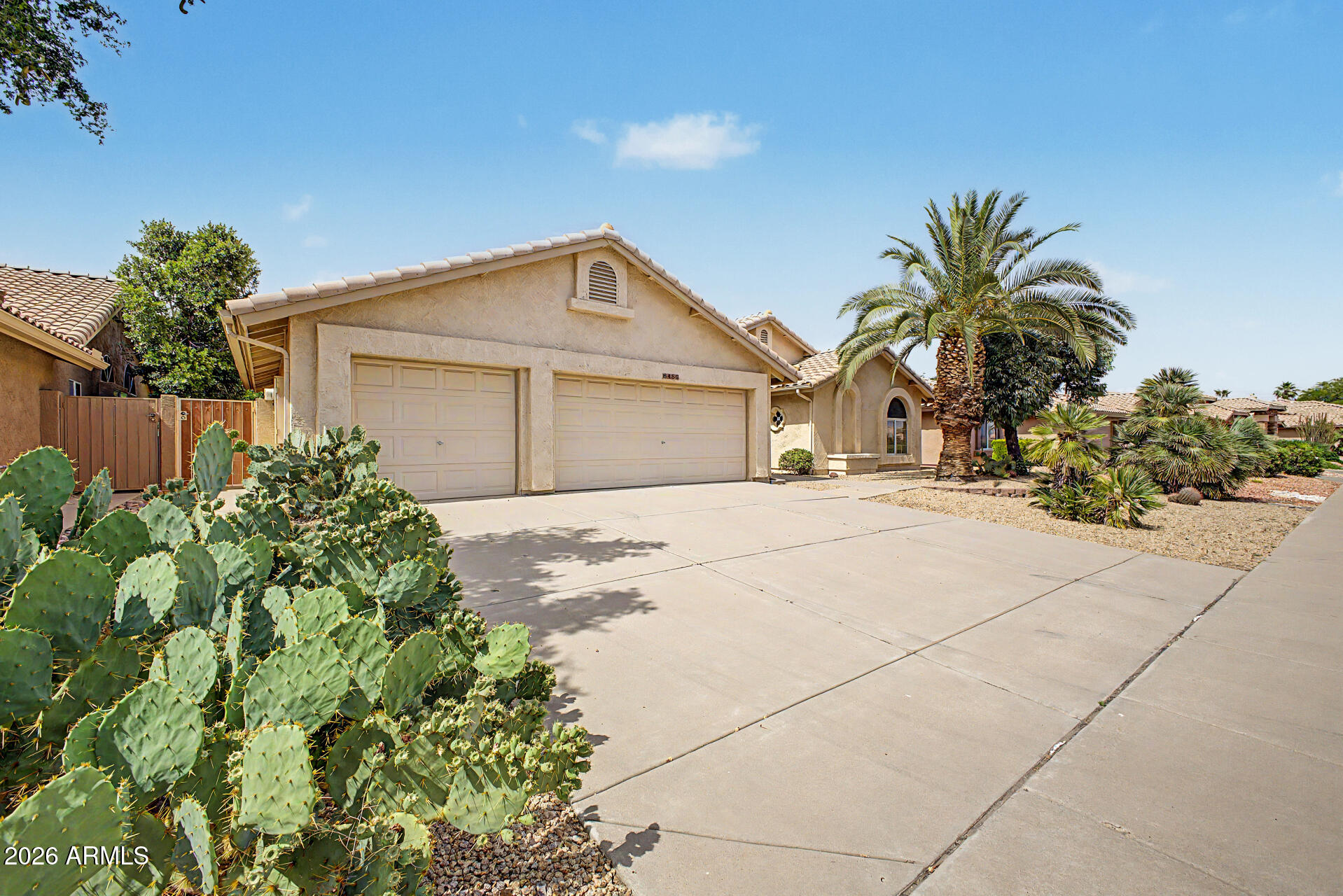 8456 W ROCKWOOD Drive