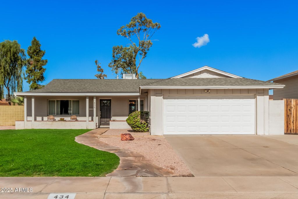 Photo of 434 E Carson Drive, Tempe, AZ 85282 (MLS # 6951593)