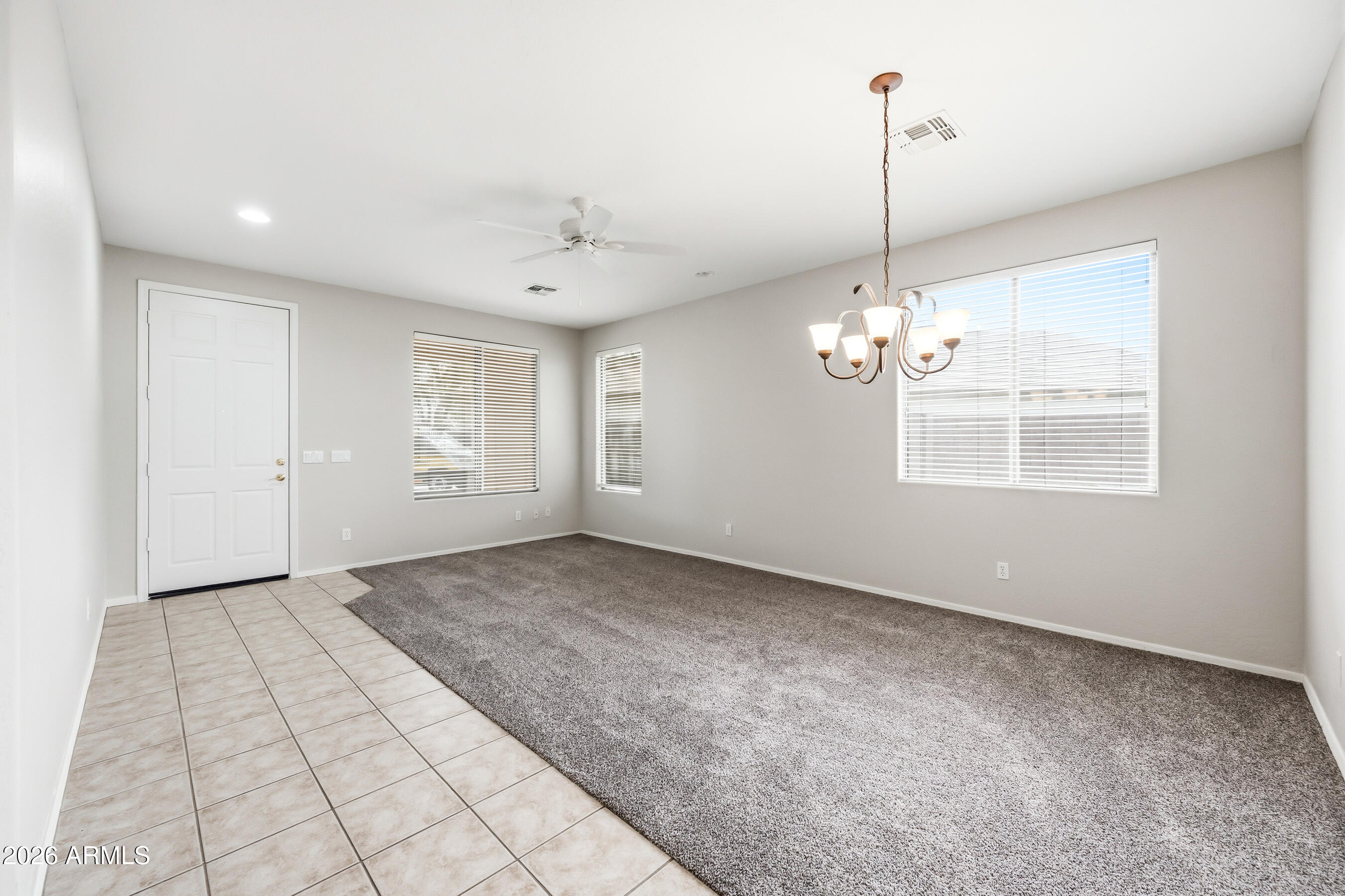 4200 E AUGUSTA Avenue