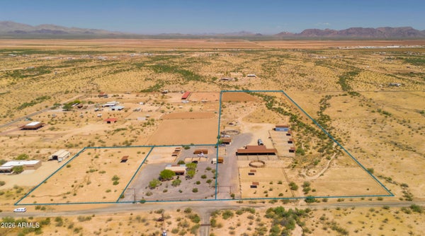 52510 W WILLIAMS RD, AGUILA, AZ 85320 - Image d26e89394cf43cf9ef3237bebb7317fa/3924003354