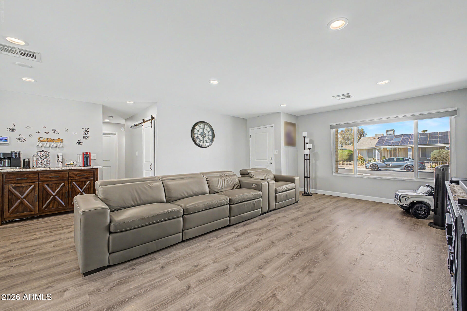 2357 W BETTY ELYSE Lane