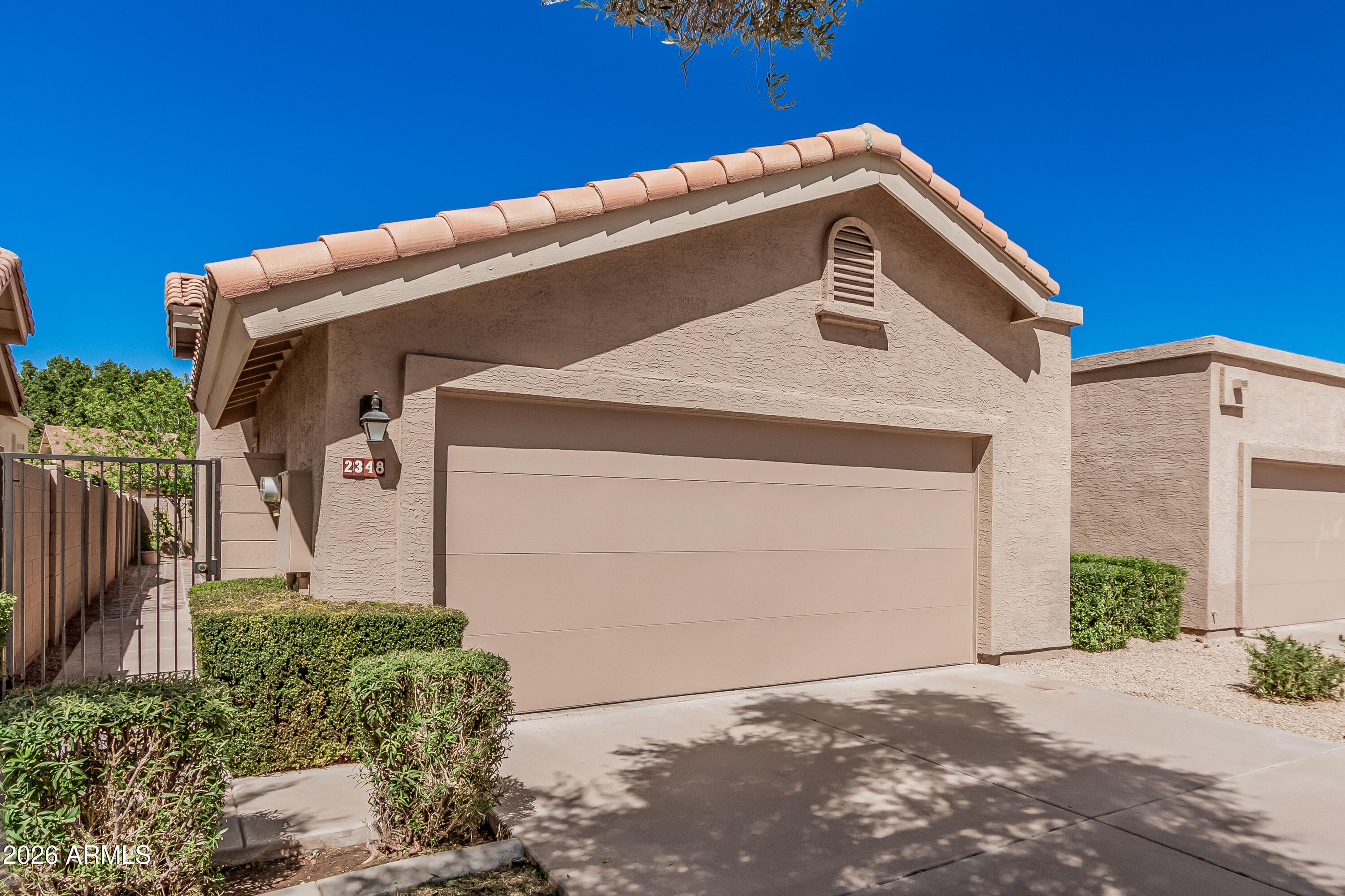 2348 W COMSTOCK Drive