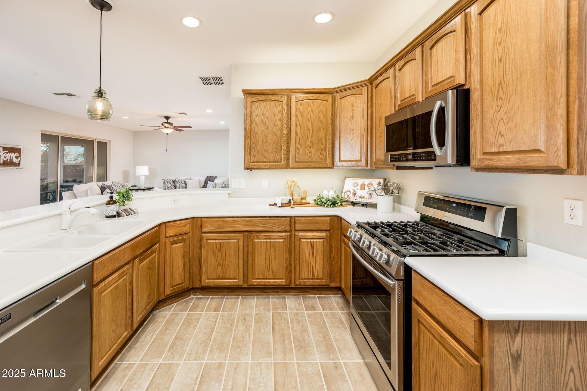 22815 N ARRELLAGA Drive