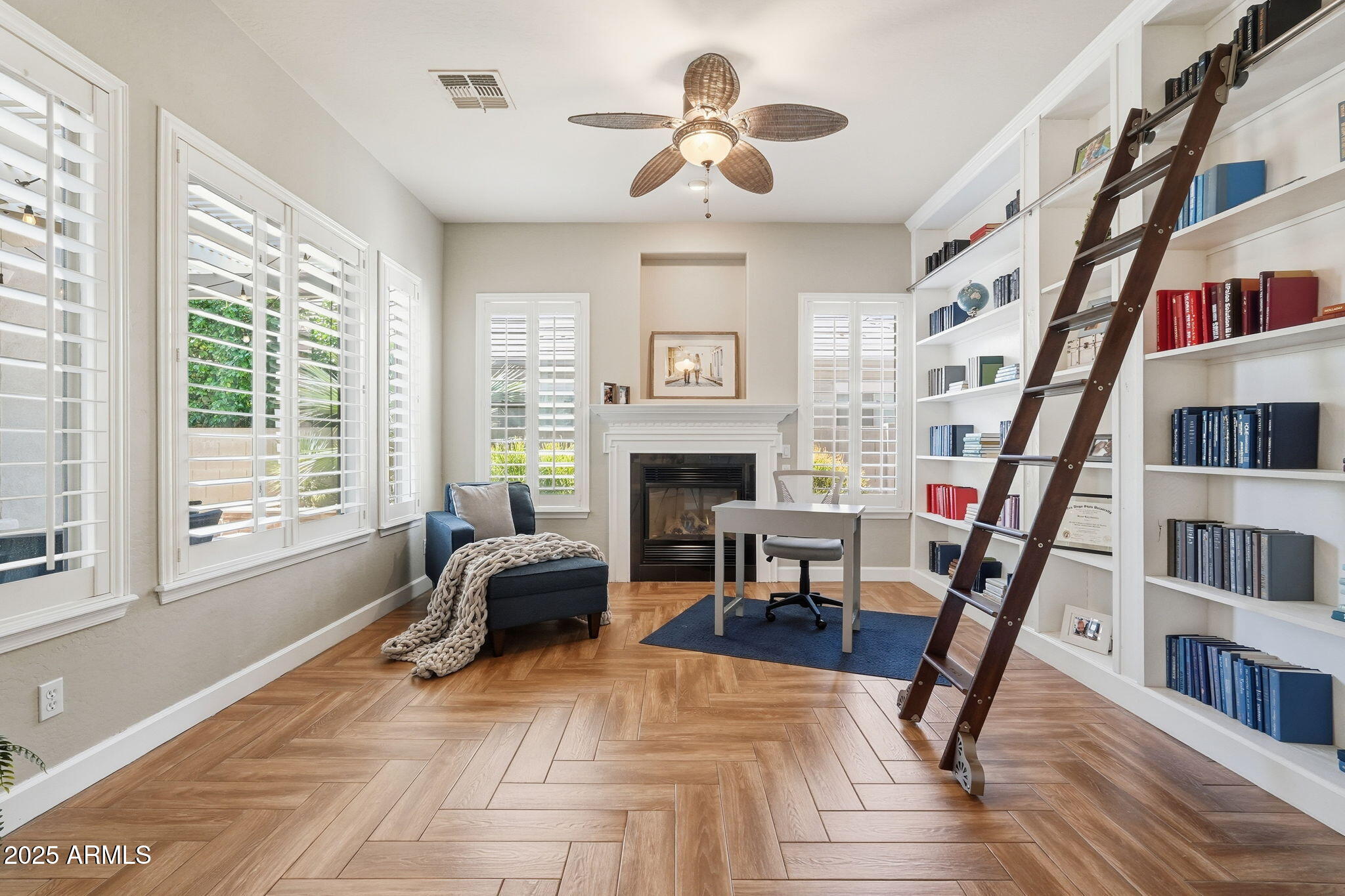 3157 E SIERRA MADRE Avenue