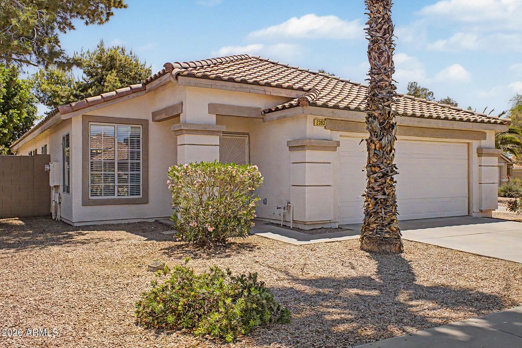 Photo of 2393 E Springfield Place, Chandler, AZ 85286 (MLS # 7025362)