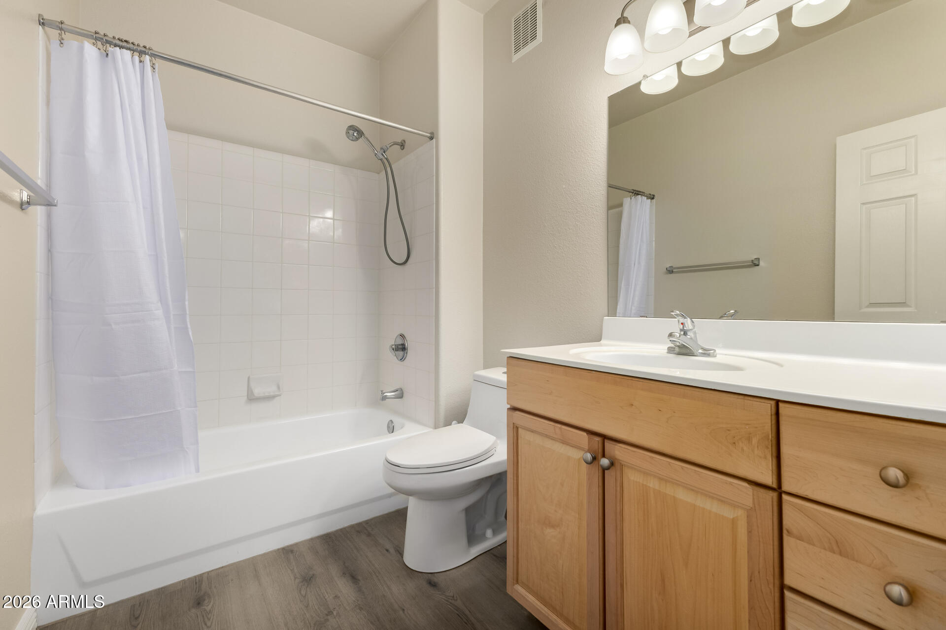 19777 N 76TH Street 3280