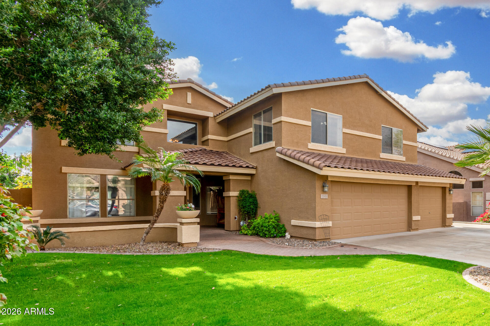 7043 W JACKRABBIT Lane