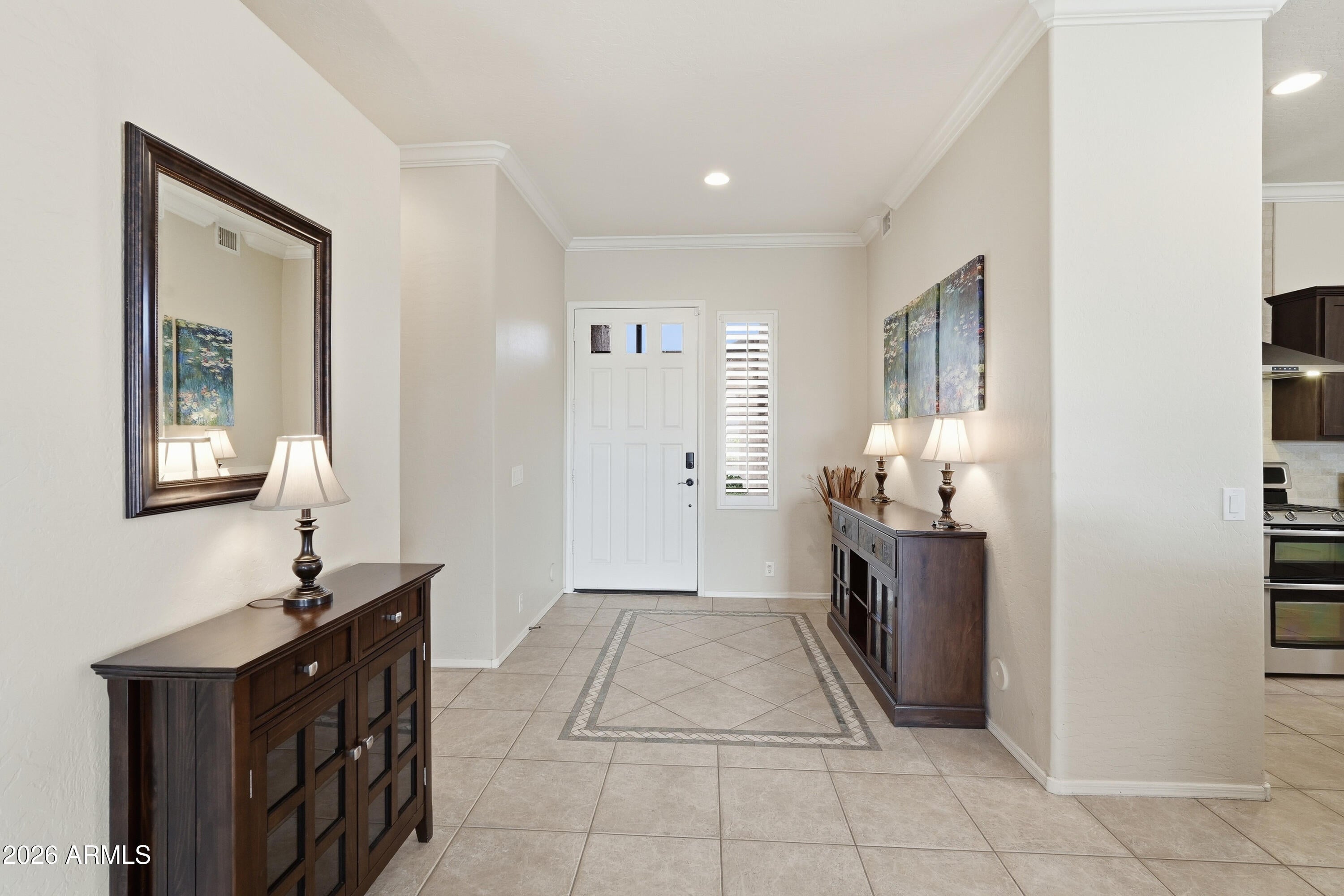 1607 W NIGHTHAWK Way