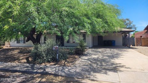 Single Family Residence in Phoenix AZ 2215 UTOPIA Road.jpg