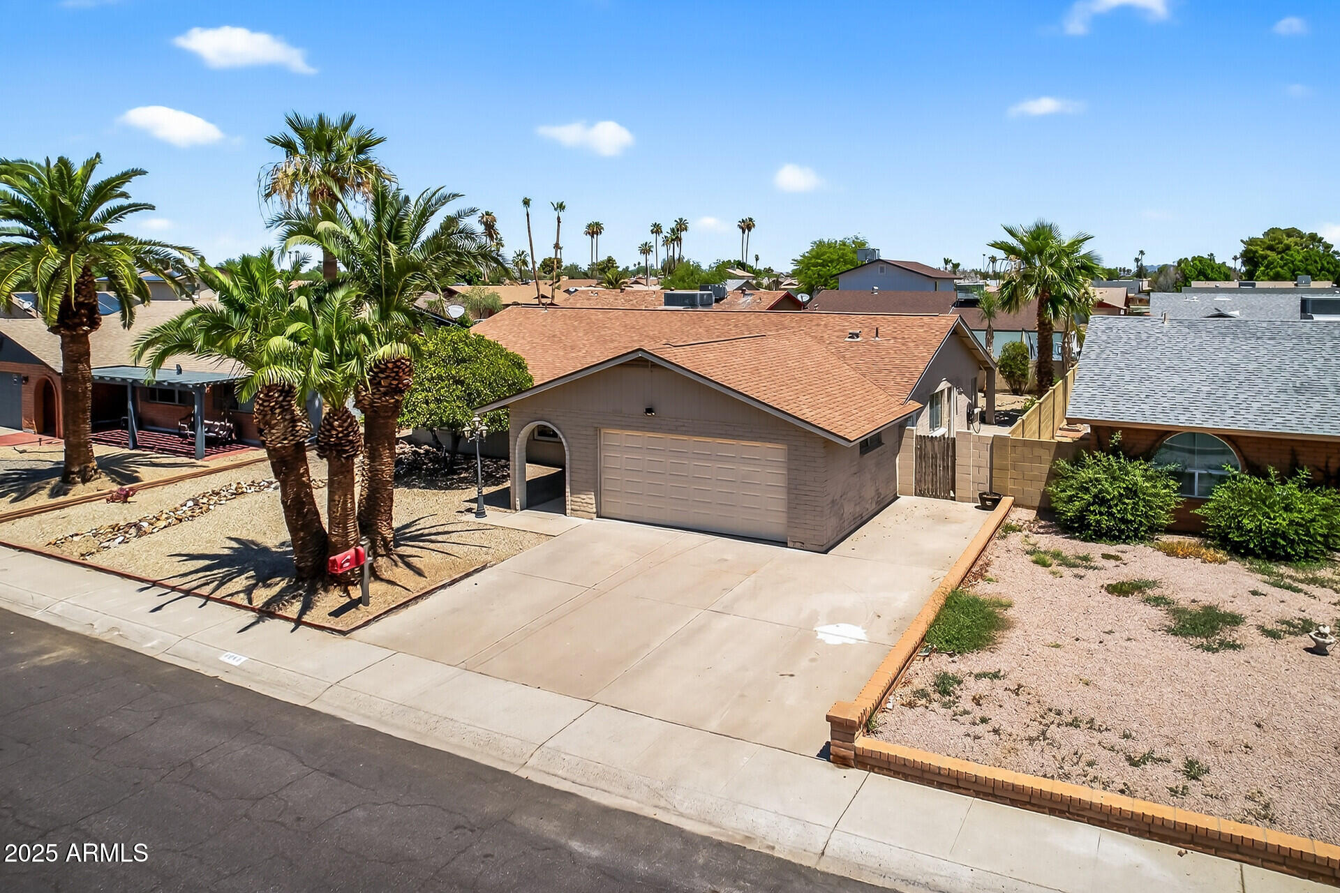Homes 2 4846 W PALO VERDE Avenue