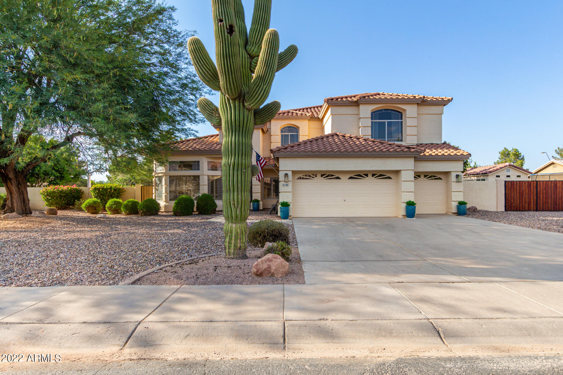 2130 E FINLEY Street