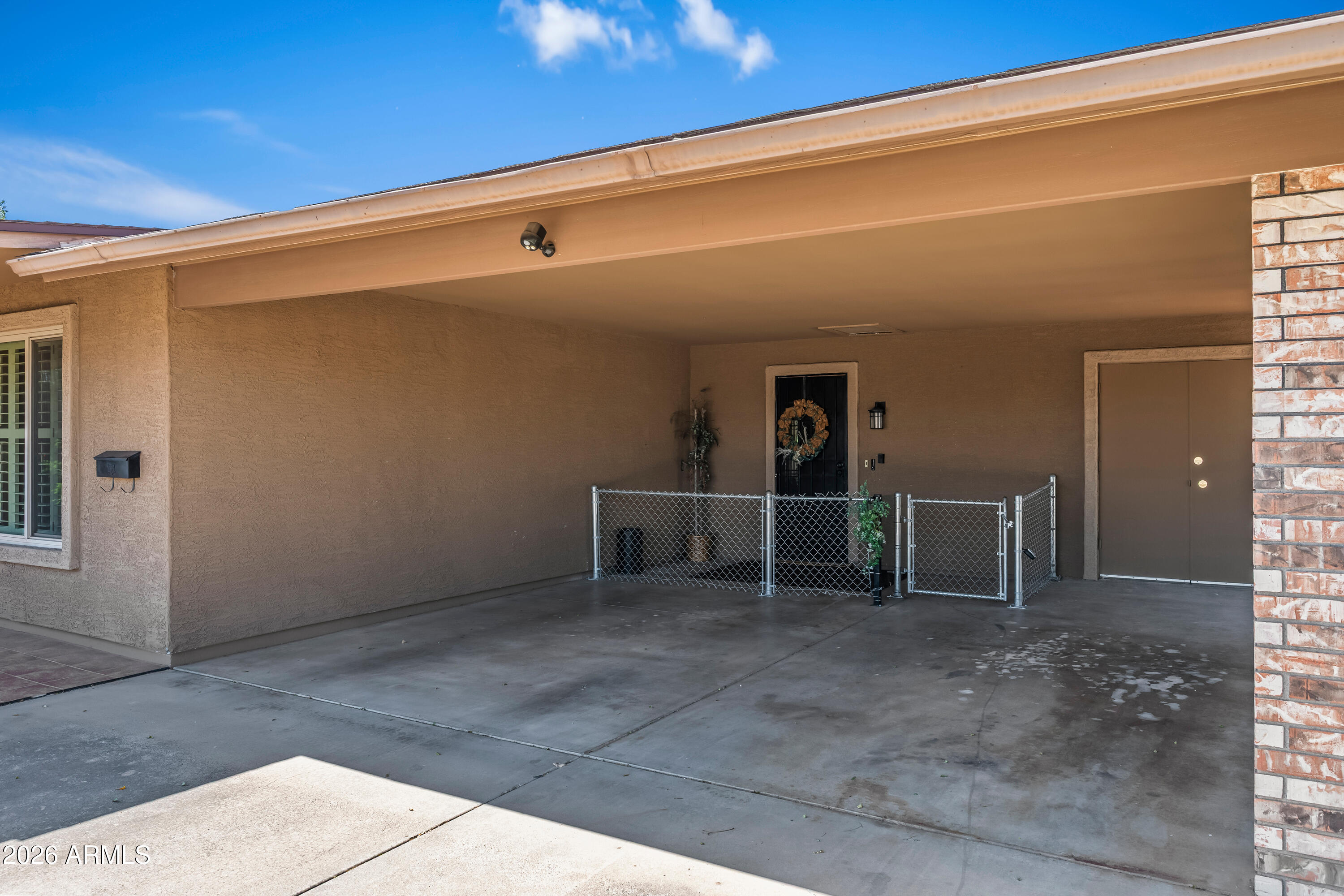 12222 N MISSION Drive N