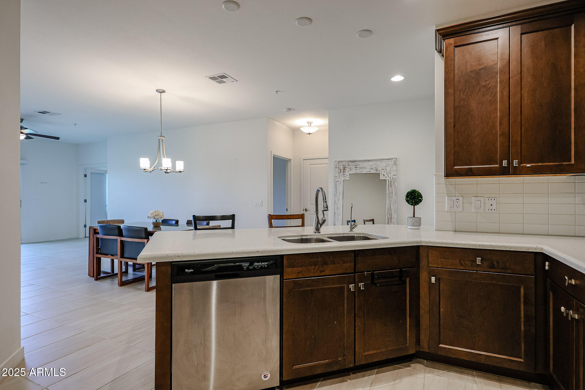 2511 W Queen Creek Road 337