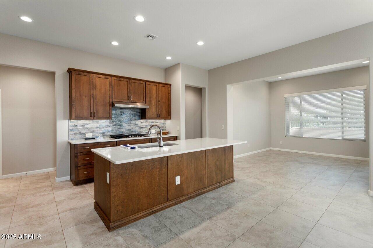 16953 W MERRELL Street W