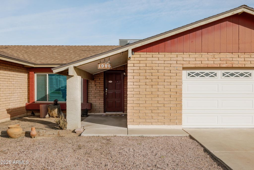 Photo of 1006 W Riviera Circle, Tempe, AZ 85282 (MLS # 6949354)