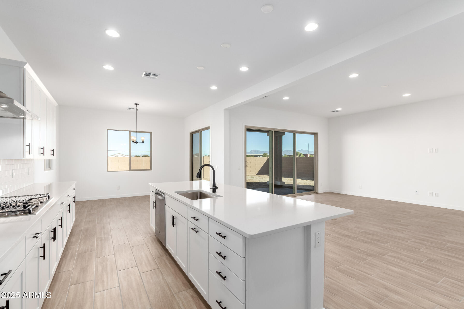 21942 E BONANZA Way E