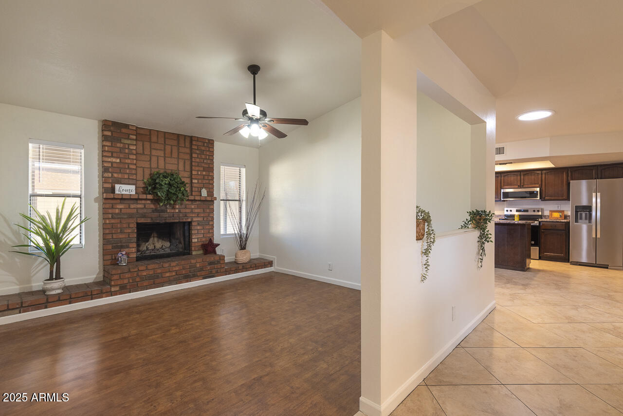 Homes 1 2925 E DRAGOON Avenue